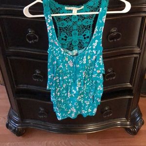 🌸 5/25 LC Lauren Conrad floral knit blouse tank